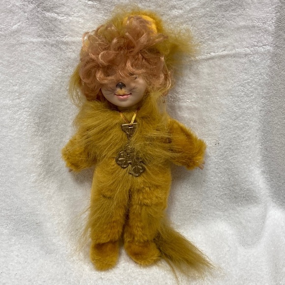 Mthk wizard of oz cowardly lion doll - Picture 1 of 4